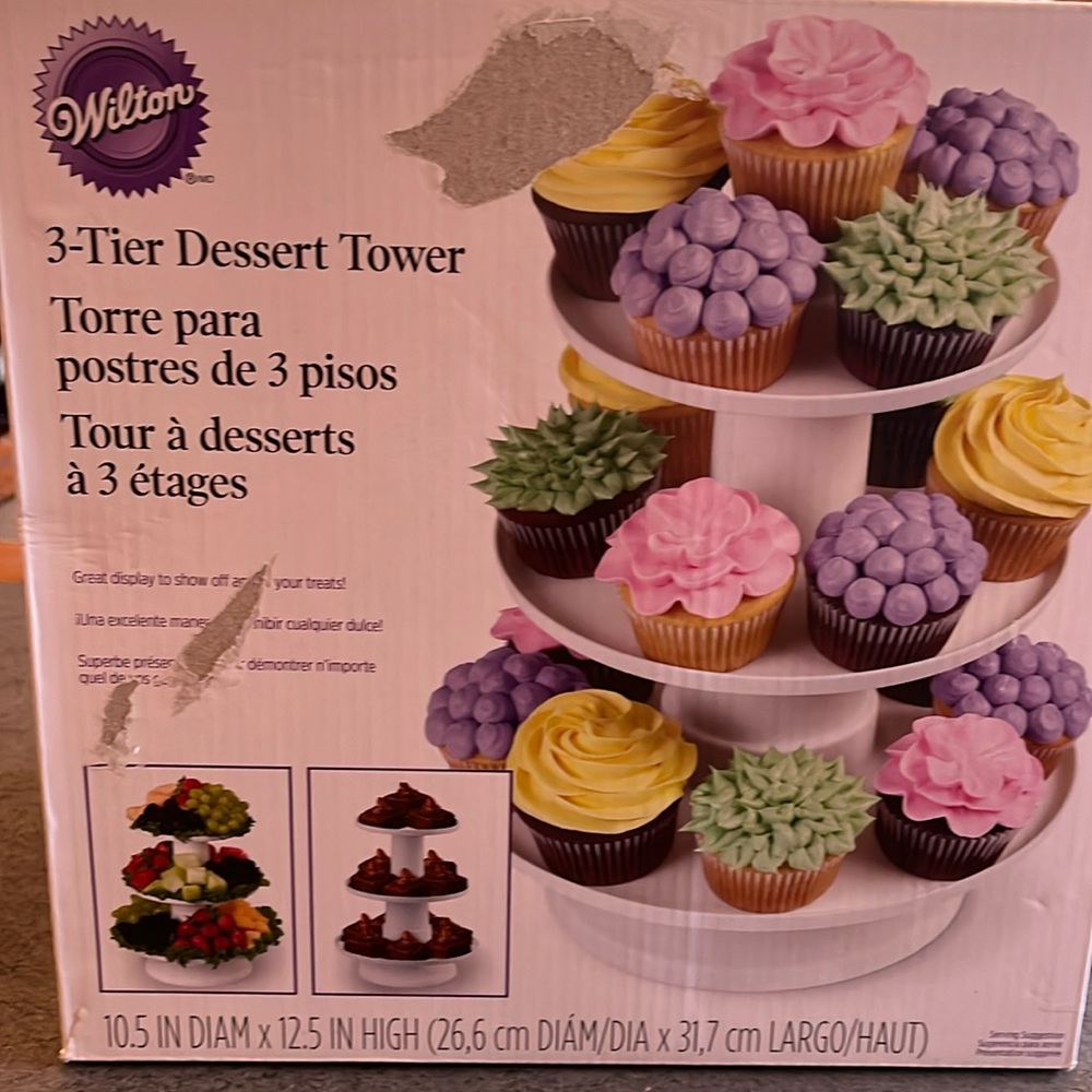 3 tier dessert tower